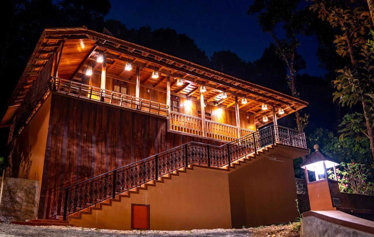 Kalpavanam Heritage Resort Thekkady Exterior photo