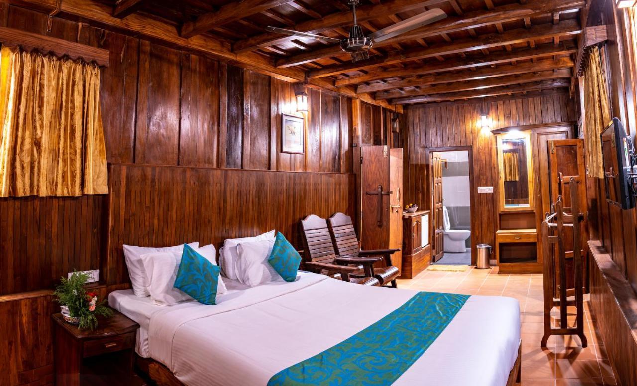 Kalpavanam Heritage Resort Thekkady Exterior photo