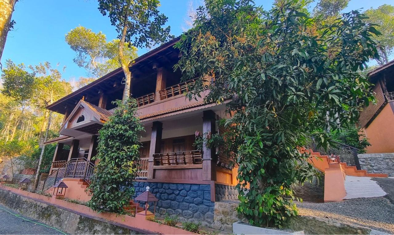 Kalpavanam Heritage Resort Thekkady Exterior photo
